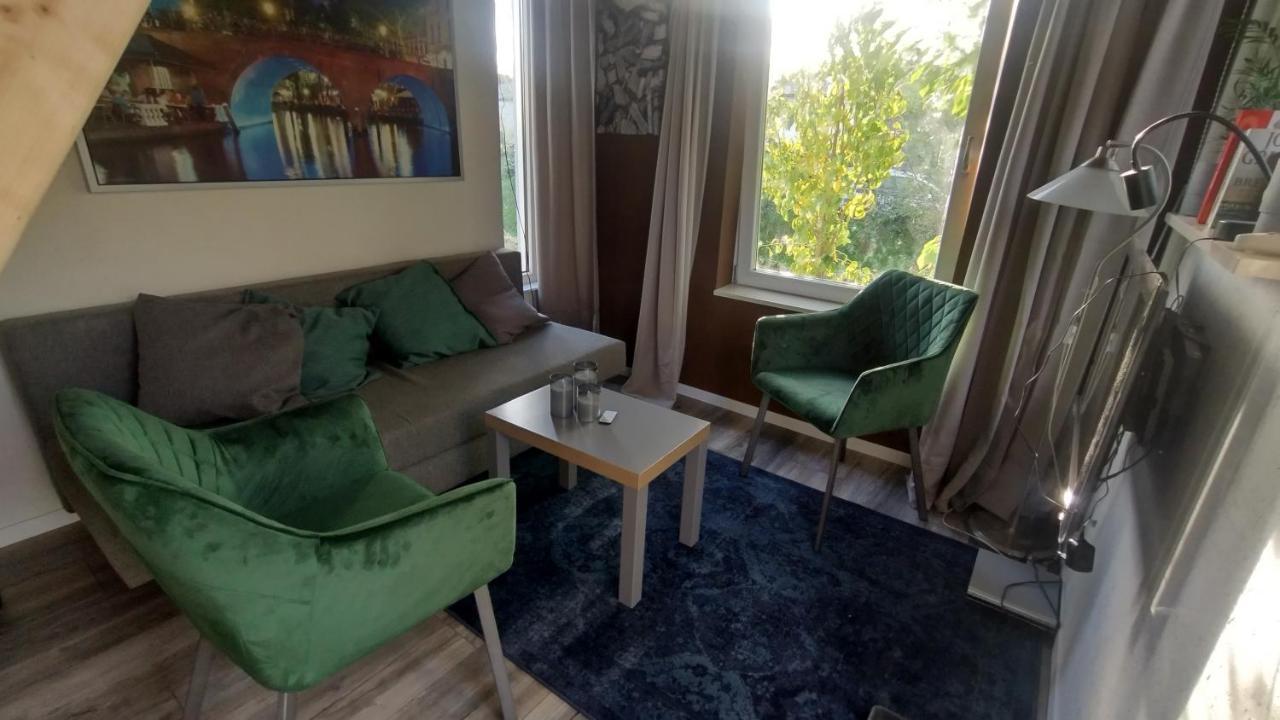 Tuinhuisje In Het Groen Almere Dış mekan fotoğraf